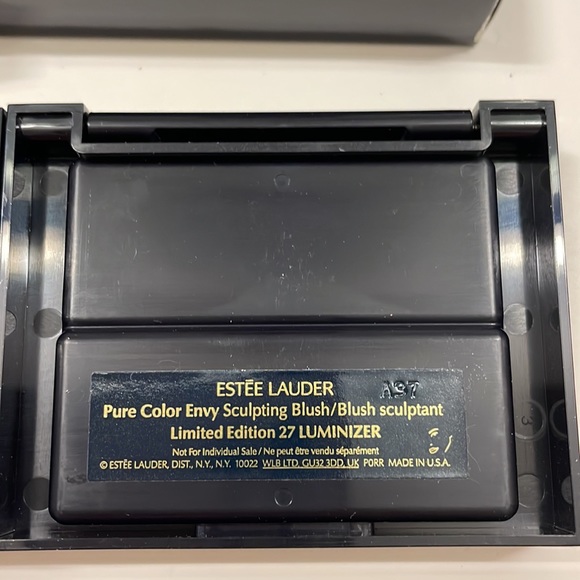 💖Estee Lauder Limited Edition luminizer/Blush💖 - Picture 3 of 5